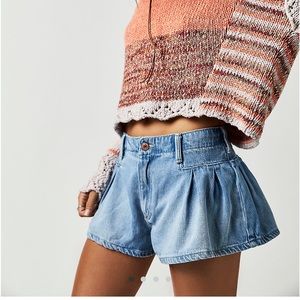 Free People We the Free Blue Bell Low Rise Pleated Shorts